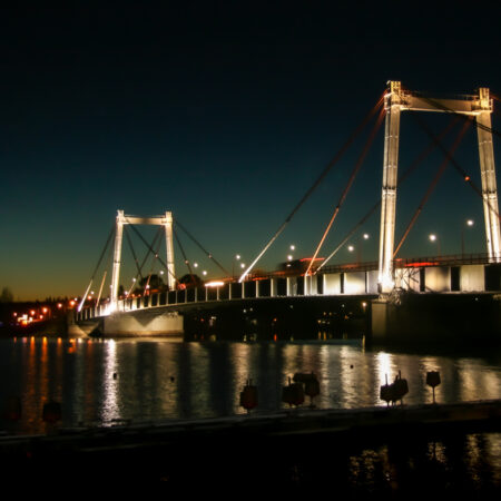 Facade and bridge LED lighting